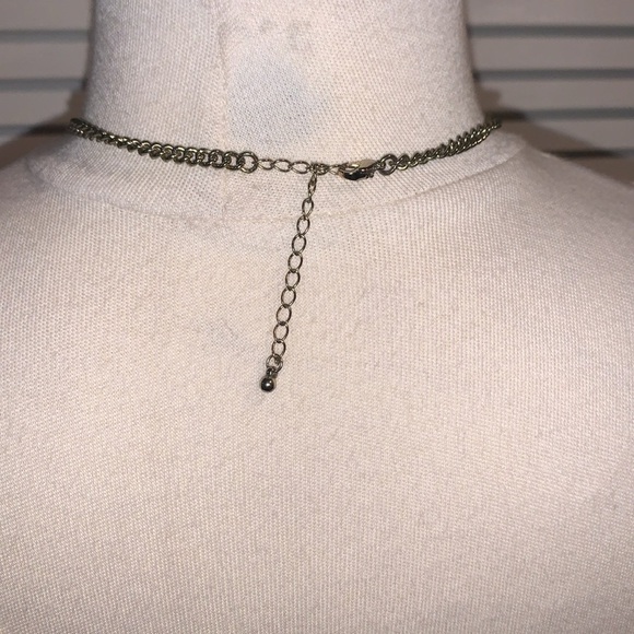 Elegant Gold and Silver Necklace 21” long - Picture 2 of 5